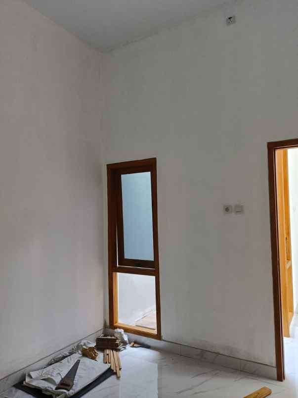 dijual rumah banrul