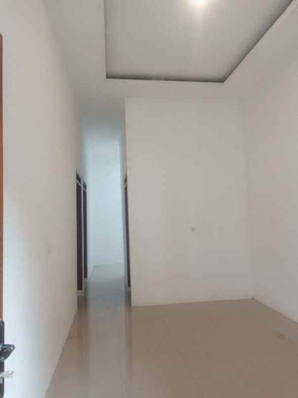 dijual rumah baru siap huni di kolmas cipageran