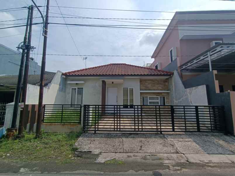 dijual rumah baruk utara