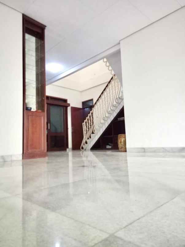 dijual rumah bendungan hilir