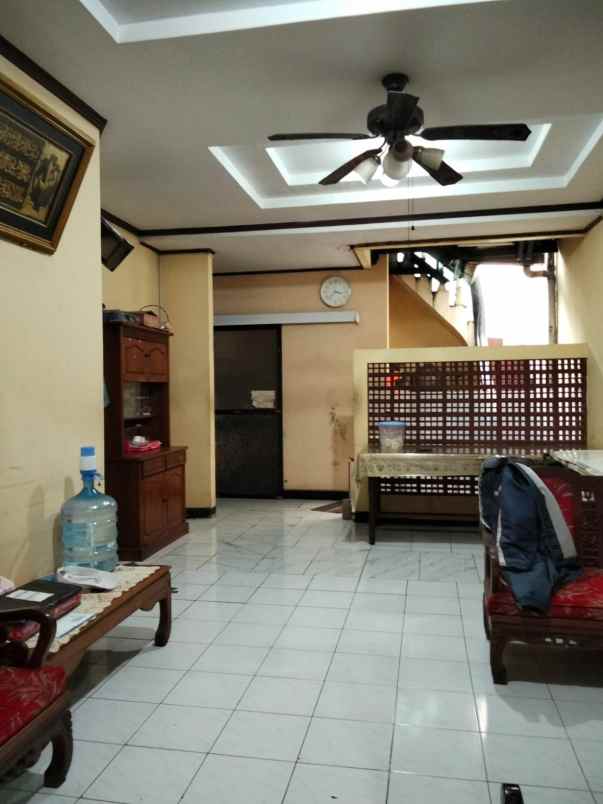 dijual rumah bidara cina jatinegara