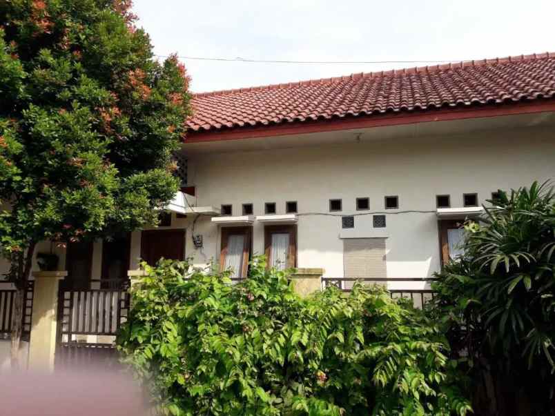 dijual rumah billymoon pondok kelapa