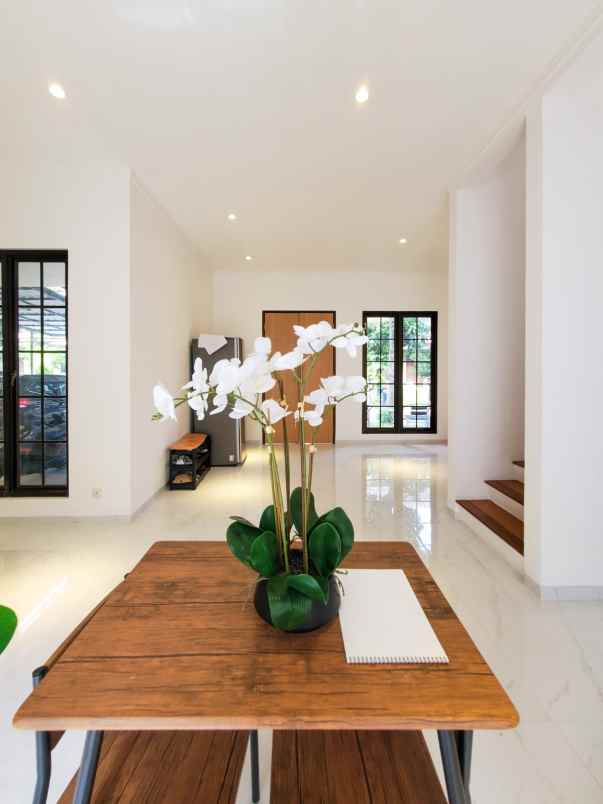 dijual rumah bintaro jaya tangerang selatan