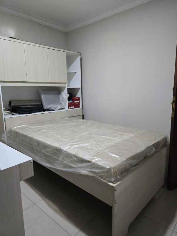 dijual rumah bub di griya inti sentosa