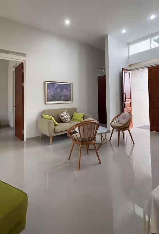 dijual rumah cemorokandang kedungkandang