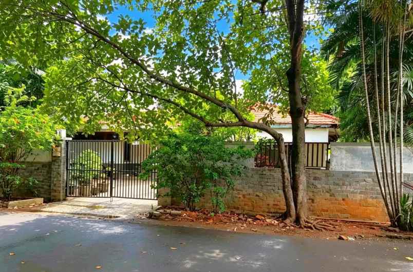 dijual rumah cempaka putih