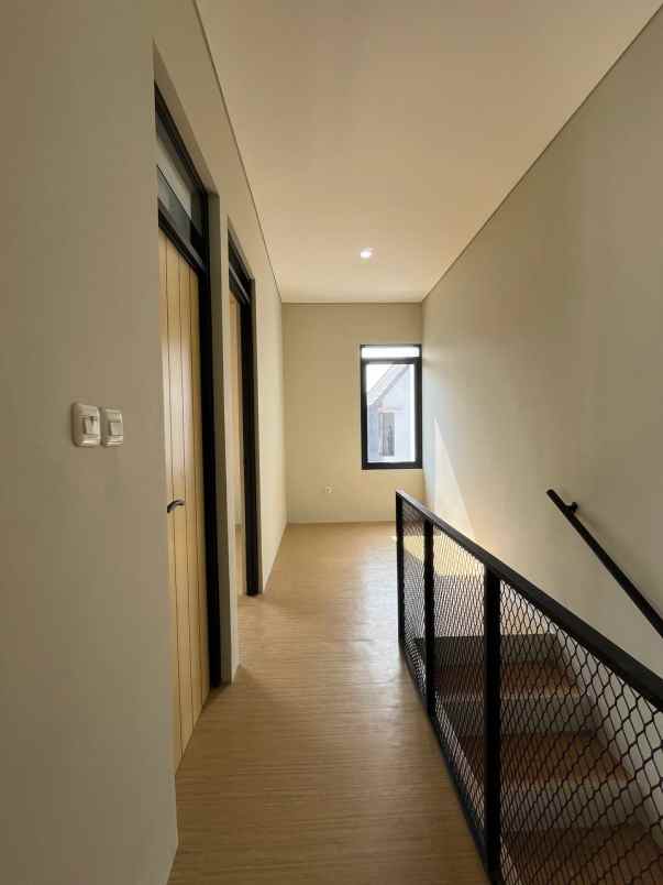 dijual rumah cihanjuang cimahi utara