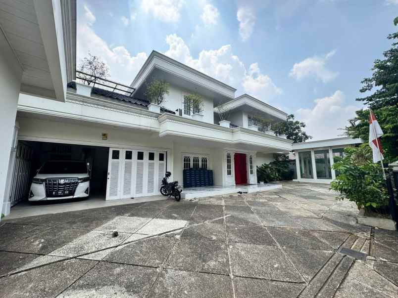 dijual rumah cilandak barat