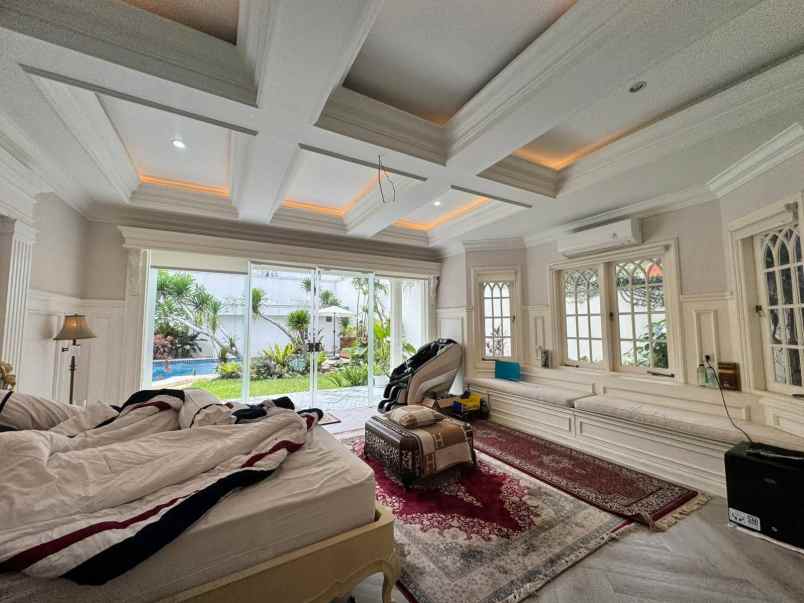 dijual rumah cilandak barat