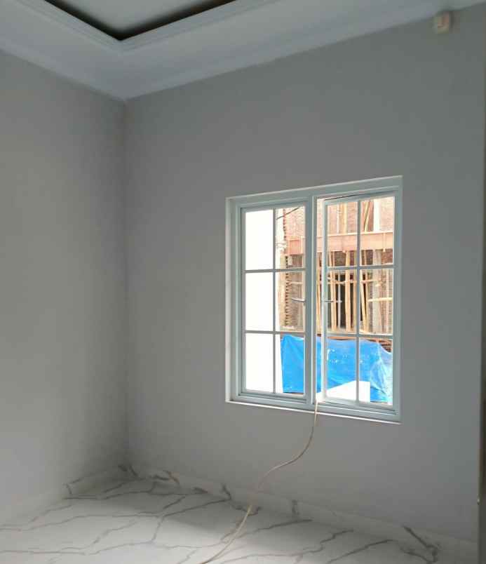 dijual rumah cilandak timur pasar