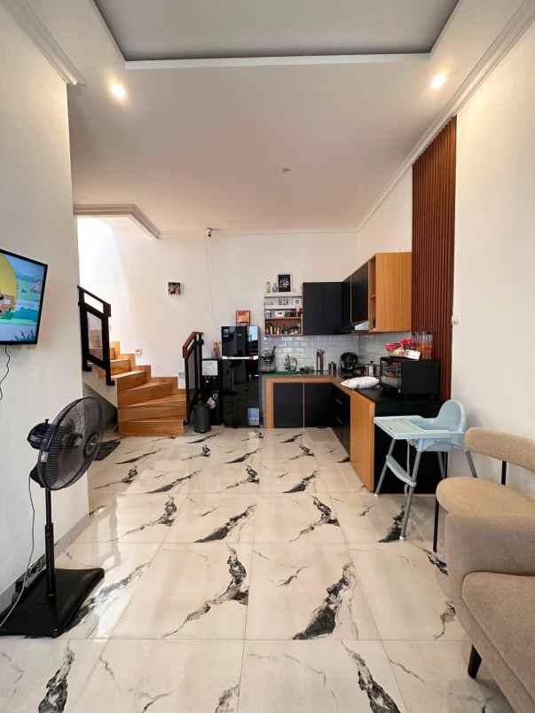 dijual rumah cilangkap jaktim