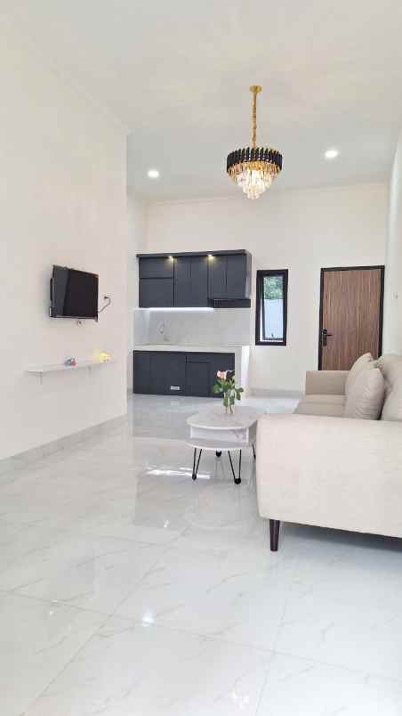 dijual rumah cilodong