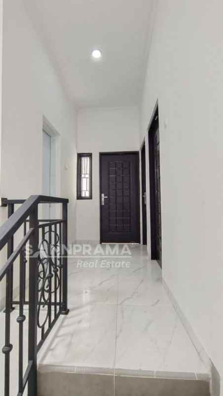 dijual rumah cimanggis
