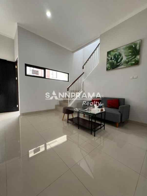 dijual rumah cinangka
