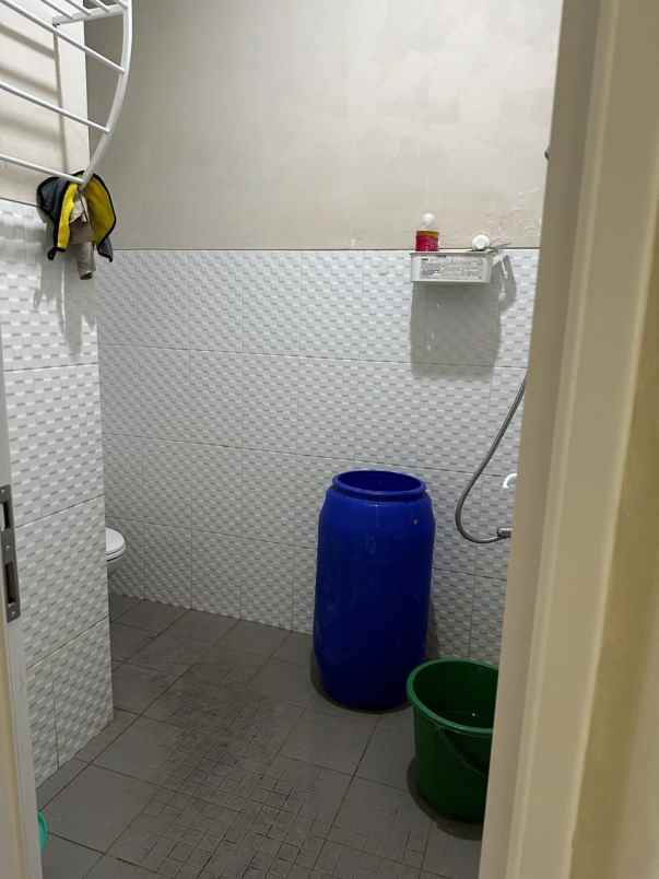 dijual rumah cipageran