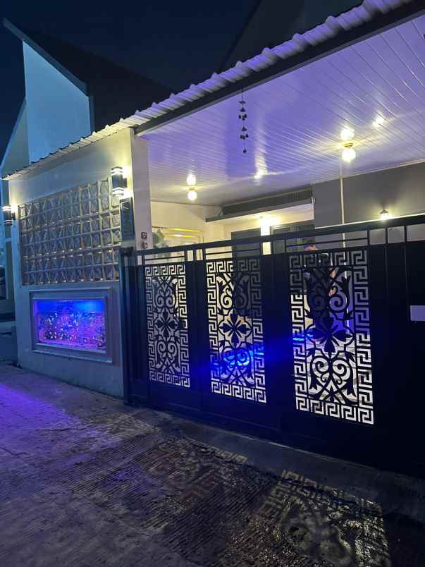 dijual rumah cipayung depok