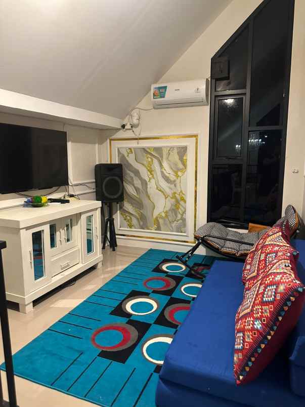 dijual rumah cipayung depok