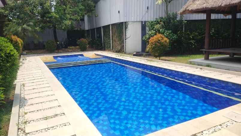 dijual rumah cipete
