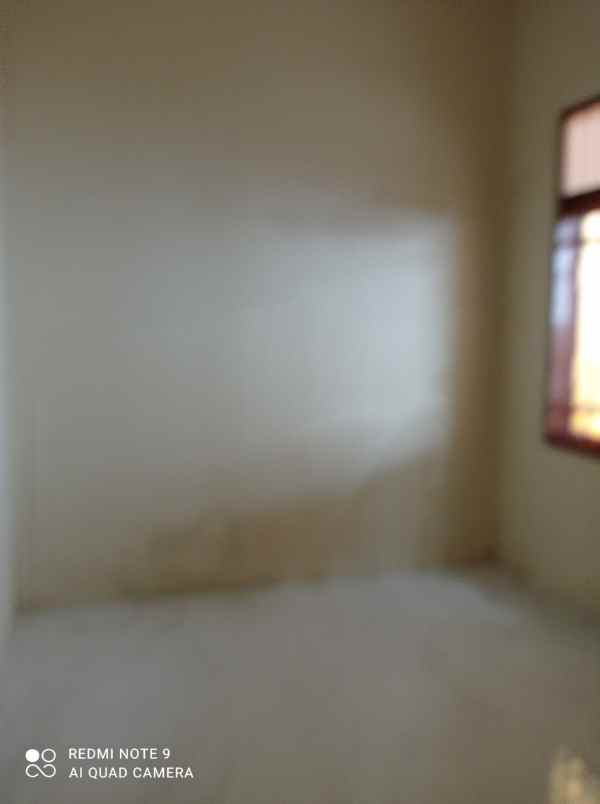 dijual rumah cipondoh makmur