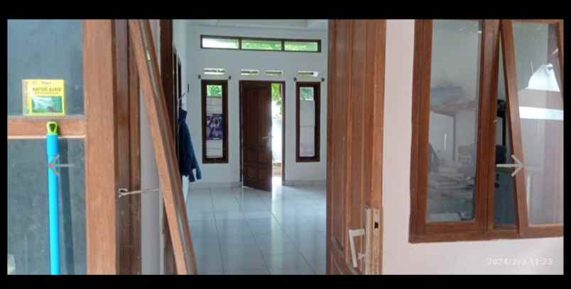 dijual rumah cisaranten archamanik
