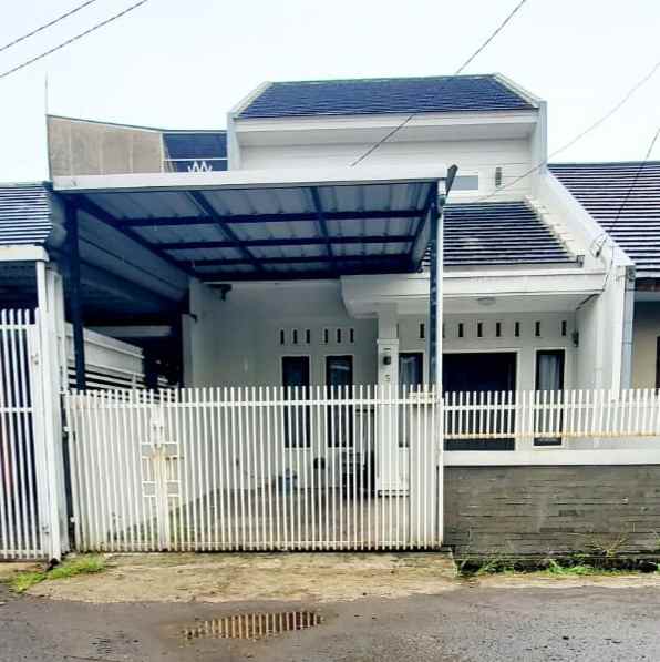 dijual rumah cisaranten kulon