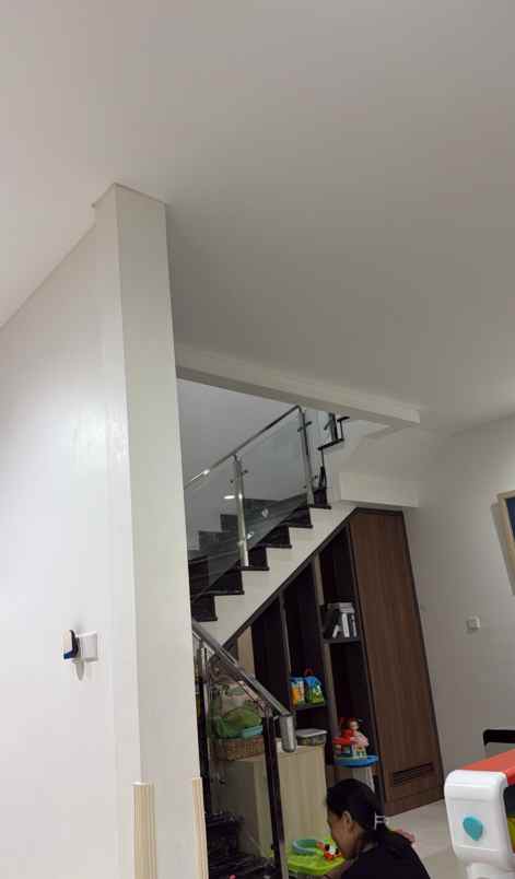 dijual rumah citraland utama buona vista