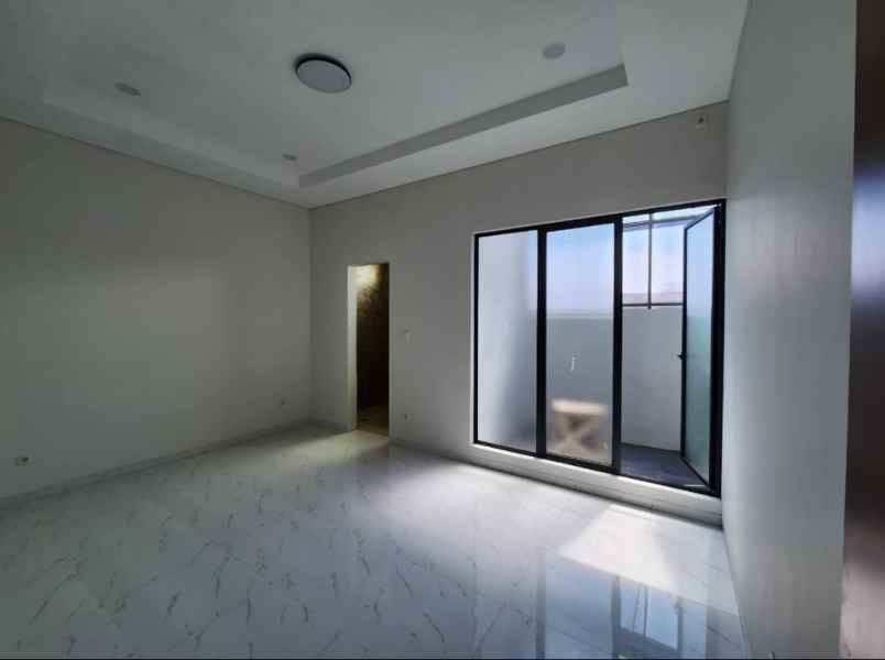 dijual rumah cluster batununggal indah