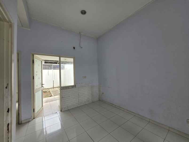 dijual rumah cluster dhana suvarna