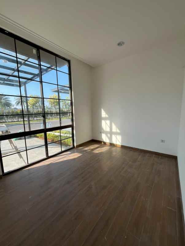 dijual rumah cluster okinawa pik2