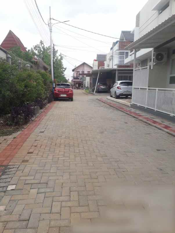 dijual rumah cluster pesona rorotan