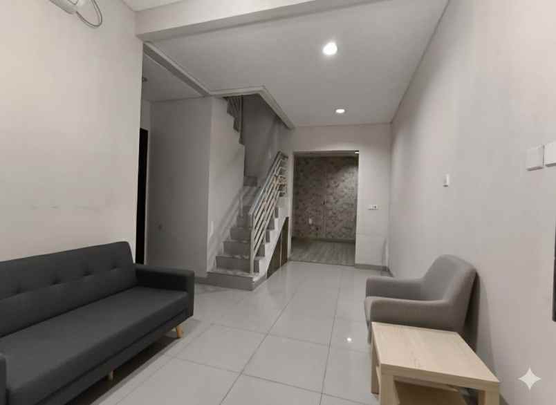 dijual rumah cluster shinano jgc