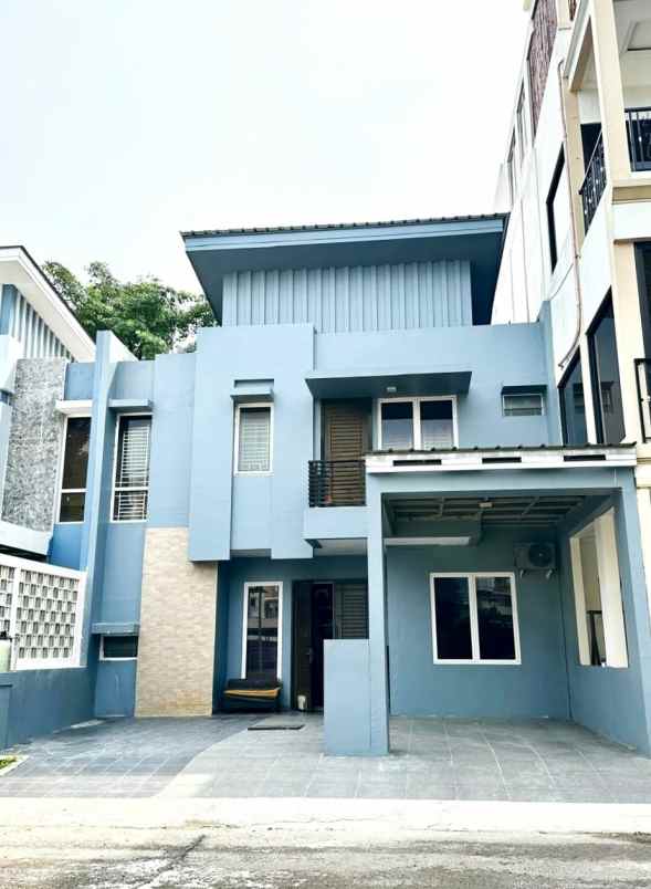 dijual rumah cluster syailendra grand