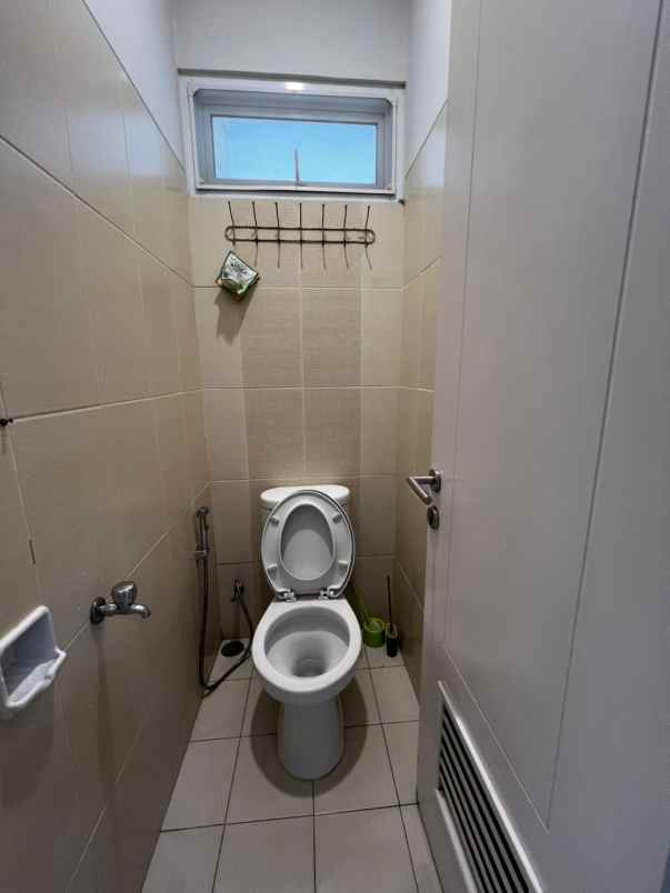 dijual rumah cluster virginia village