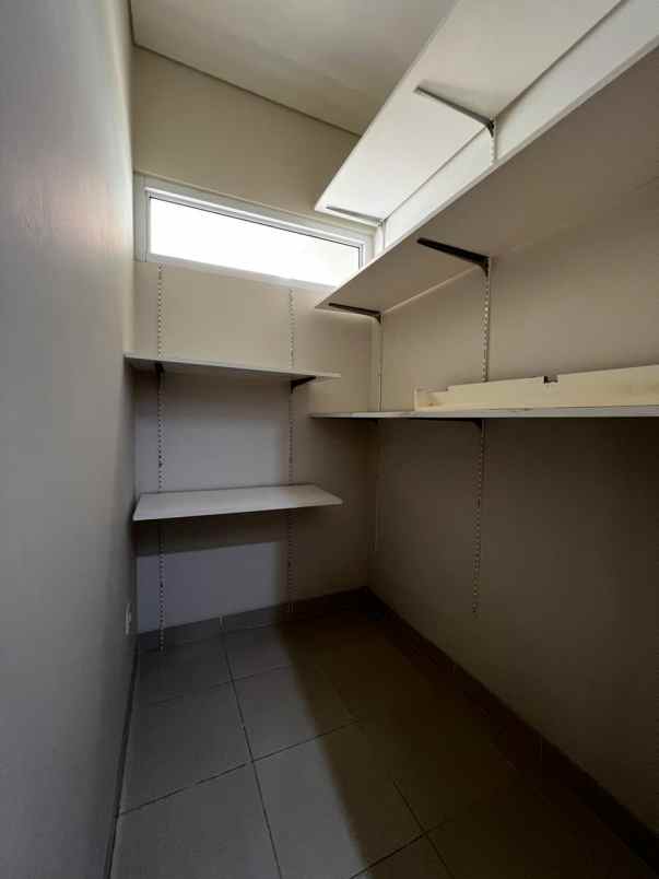 dijual rumah cluster virginia village