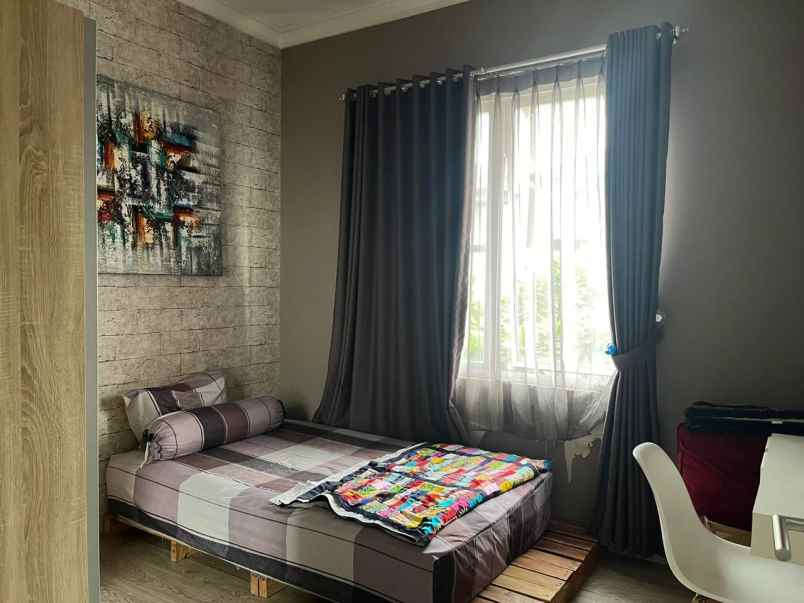 dijual rumah cluster water terrace