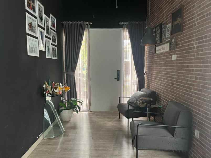 dijual rumah cluster water terrace