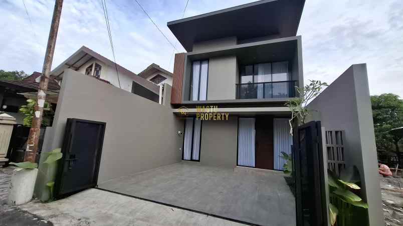dijual rumah condongcatur depok sleman