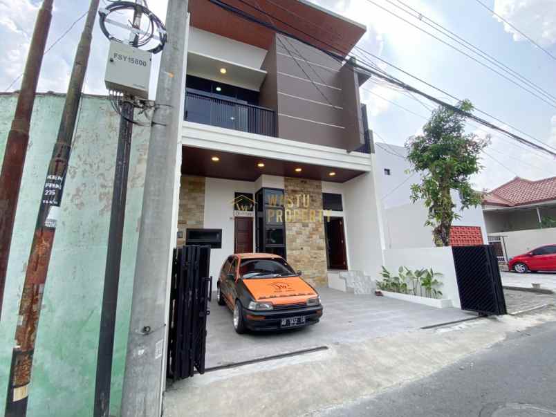 dijual rumah condongcatur depok sleman