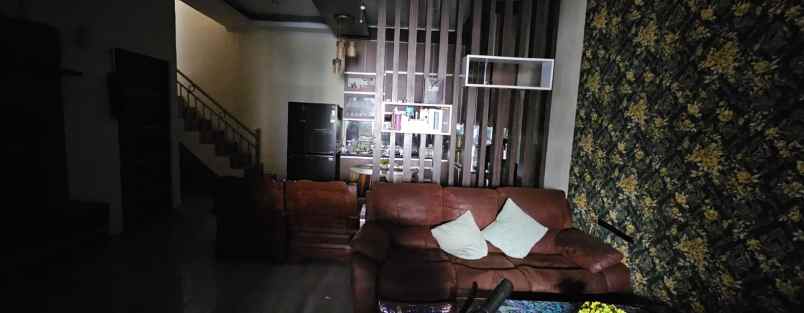 dijual rumah dekat sumarecon bekasi