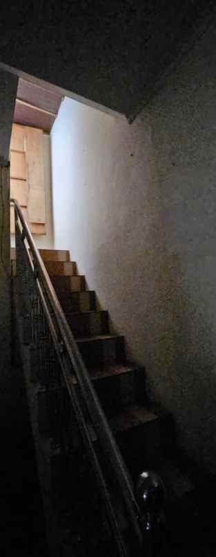 dijual rumah dekat sumarecon bekasi