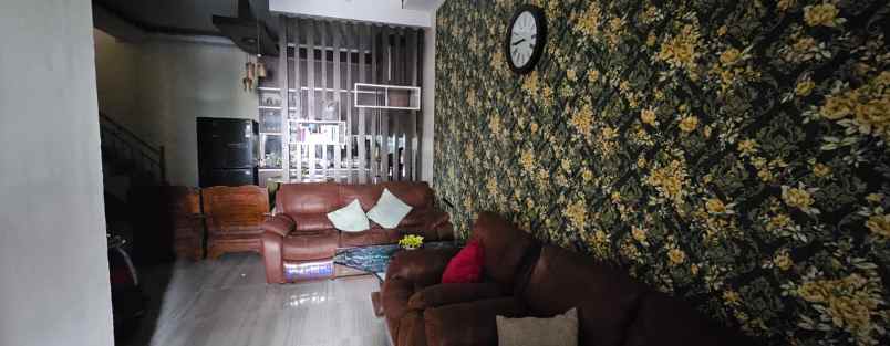 dijual rumah dekat sumarecon bekasi