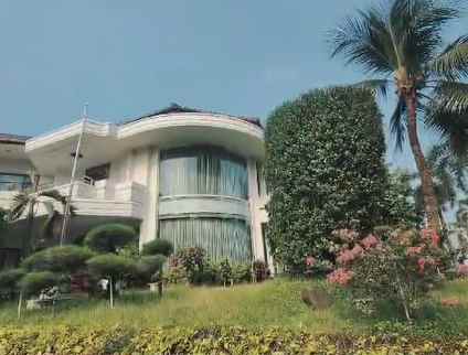 dijual rumah di bukit gading villa jakarta utara