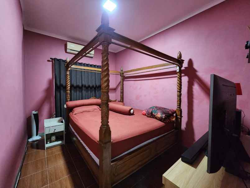 dijual rumah di daerah pulogebang permai