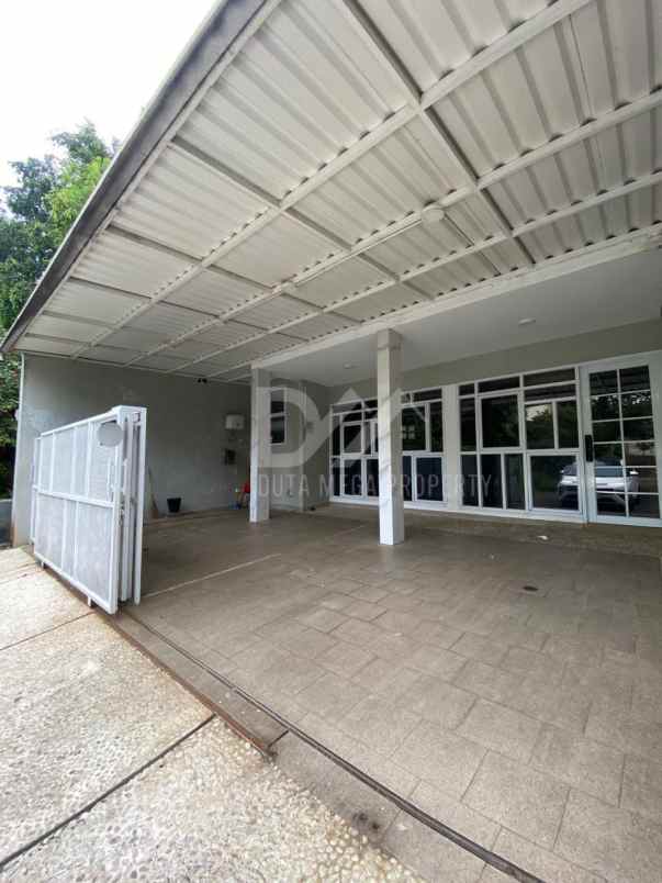 dijual rumah di graha bintaro