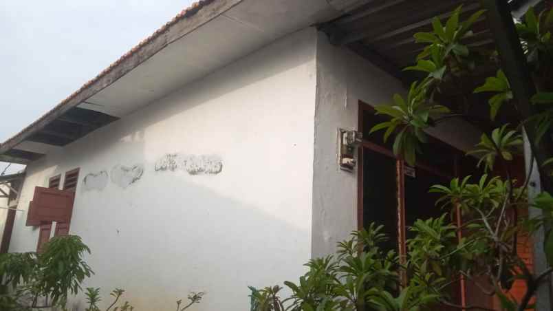 dijual rumah di karang anyar gunung candisari semarang