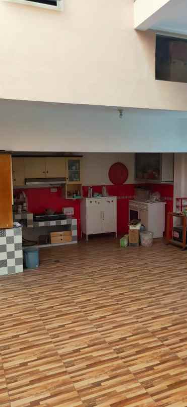 dijual rumah di kutisari indah utara