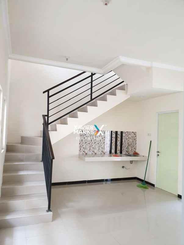 dijual rumah di ladiva greenhill menganti siap huni