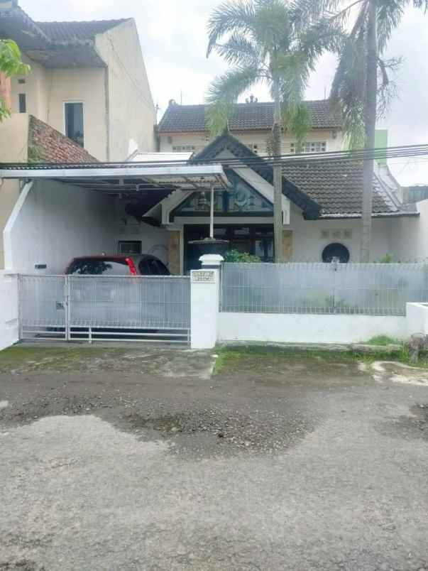 dijual rumah di plamongan indah pedurungan semarang