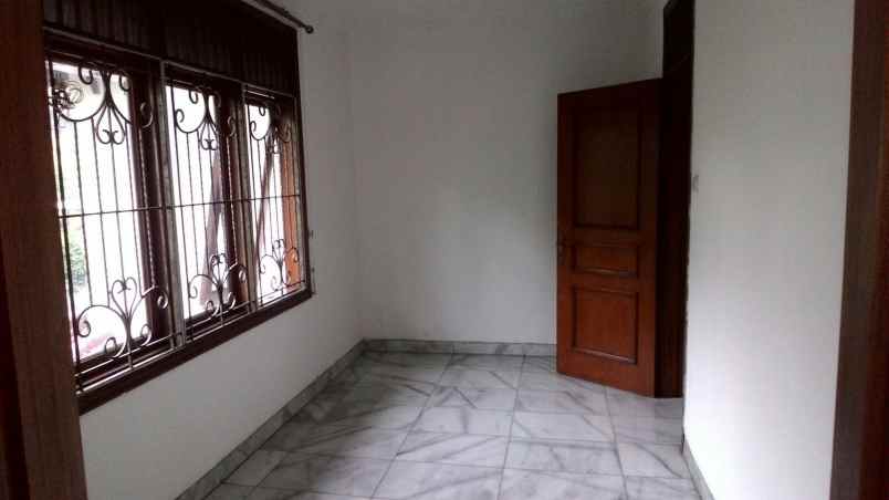dijual rumah di puri cinere cinere depok jawa barat
