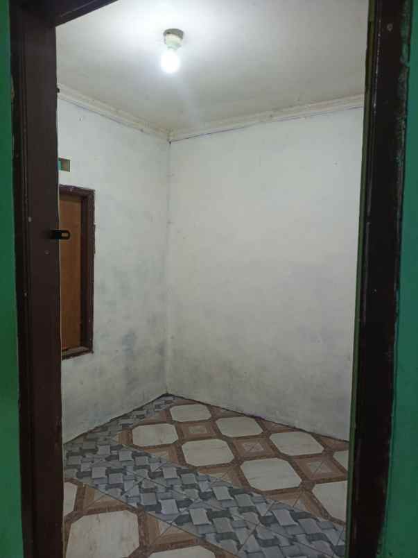 dijual rumah dijual rumah di jl utama